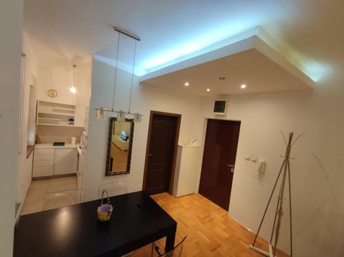 Bd Apartment