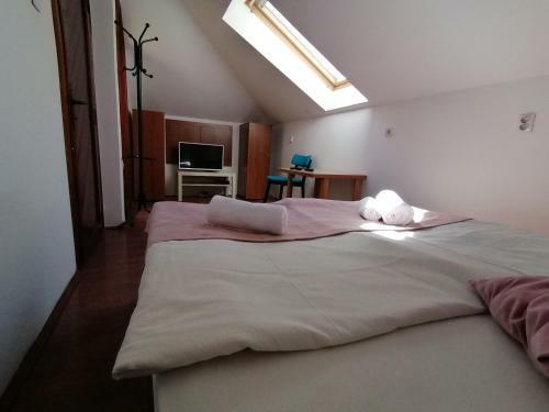 Hostal Mon Accommodation