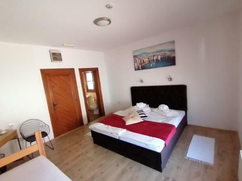 Hostal Mon Accommodation