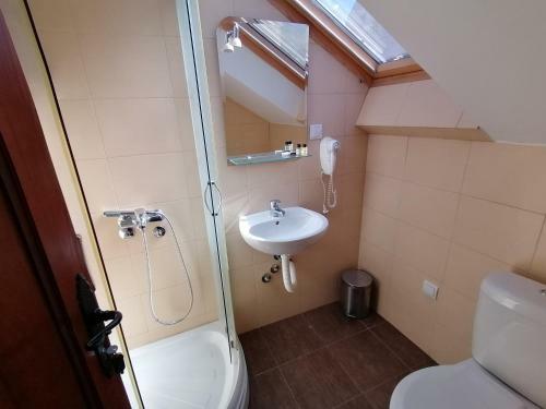 Hostal Mon Accommodation