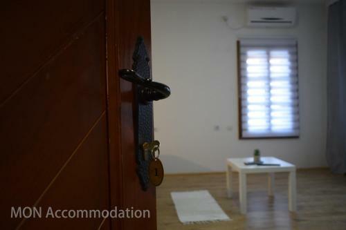 Hostal Mon Accommodation