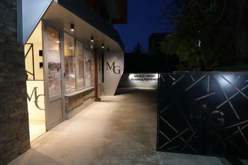 Magico Rooms & Apartments