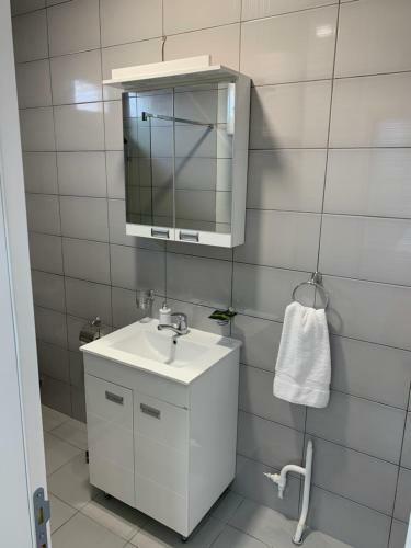Kiki Apartment Obrenoviceva