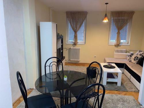 Apartamento Andjeoo Cuvar