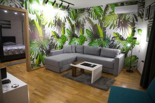 House Of Mac Apartments