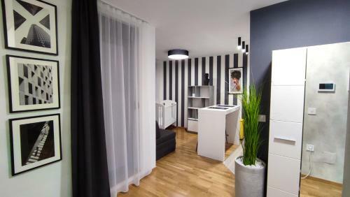 House Of Mac Apartments