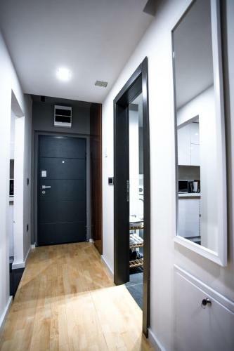 House Of Mac Apartments
