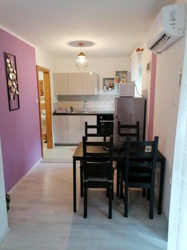 Apartma Metija Lux Z Savno
