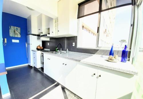 Apartamento Edificio Isla De Gorriti Casa Azul Primera Linea Mar I Playa Mansa Parada 10