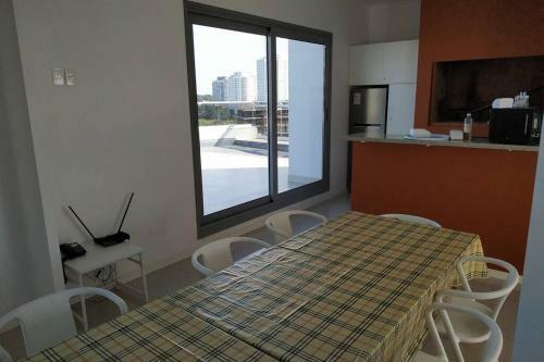 Great Beach Apartment, 5+1 Guests. Pool, Amenities