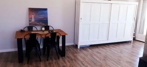 Apartamentopen�nsula, Punta Del Este. Vista Al Mar