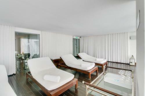 Oceana Suites Yoo Apartments