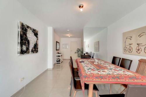 Apartamento Lovely 2-bedroom Penthouse, Pool, Gym.
