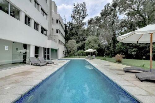 Apartamento Lovely 2-bedroom Penthouse, Pool, Gym.
