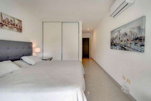 Apartamento Lovely 2-bedroom Penthouse, Pool, Gym.