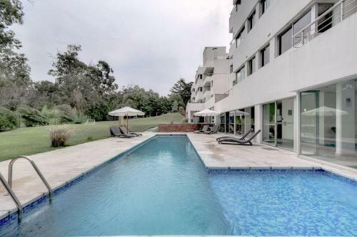 Apartamento Lovely 2-bedroom Penthouse, Pool, Gym.