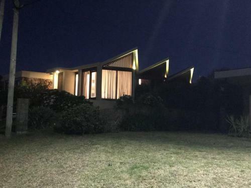 Punta Del Este A 100 Mts De La Playa Mansa