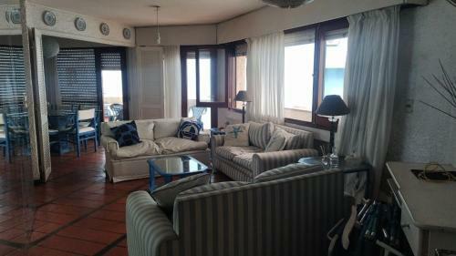 Apartamento Mansa Primera L�nea. Punta