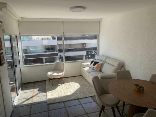Apartamento En Pen�nsula Punta Del Este