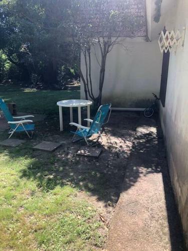 Casa Con Gran Parque A 150 Metros De La Playa