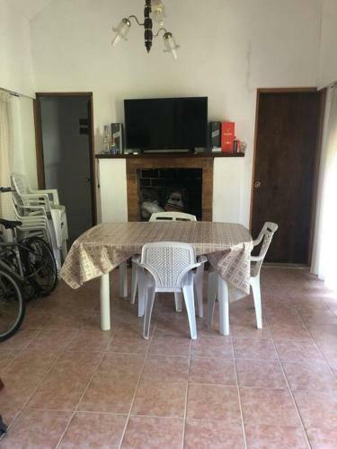 Casa Con Gran Parque A 150 Metros De La Playa