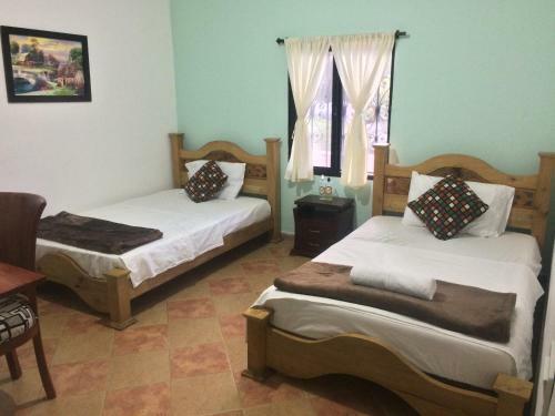 Bed & Breakfast La Peque�a Panda Guest House & Lounge