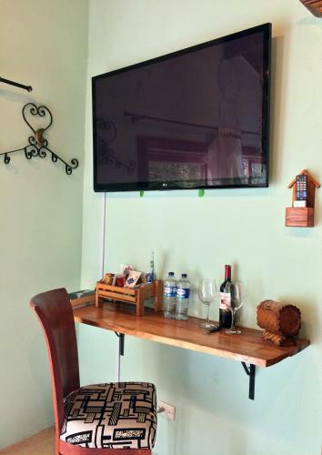 Bed & Breakfast La Peque�a Panda Guest House & Lounge