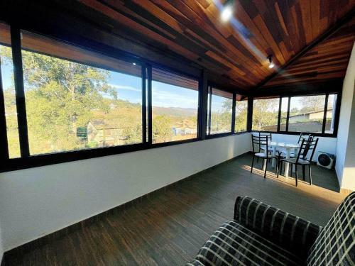 Casa Com Elevado Padr�o Em Atibaia - Comodidade E Seguran�a