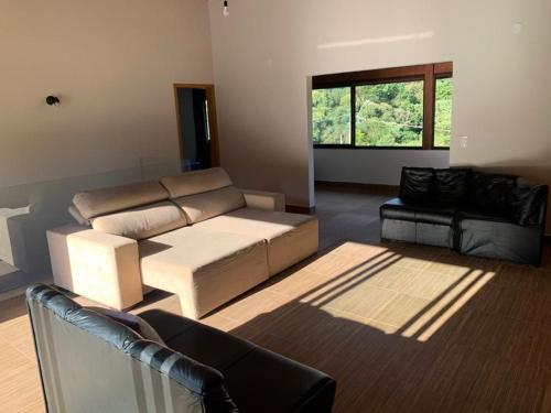 Casa Com Elevado Padr�o Em Atibaia - Comodidade E Seguran�a