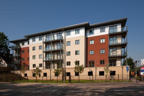 Apartamentos Equinox Place