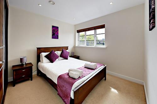 Apartamentos Flexi-lets@wallis Square, Farnborough
