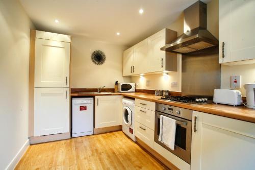 Apartamentos Flexi-lets@wallis Square, Farnborough