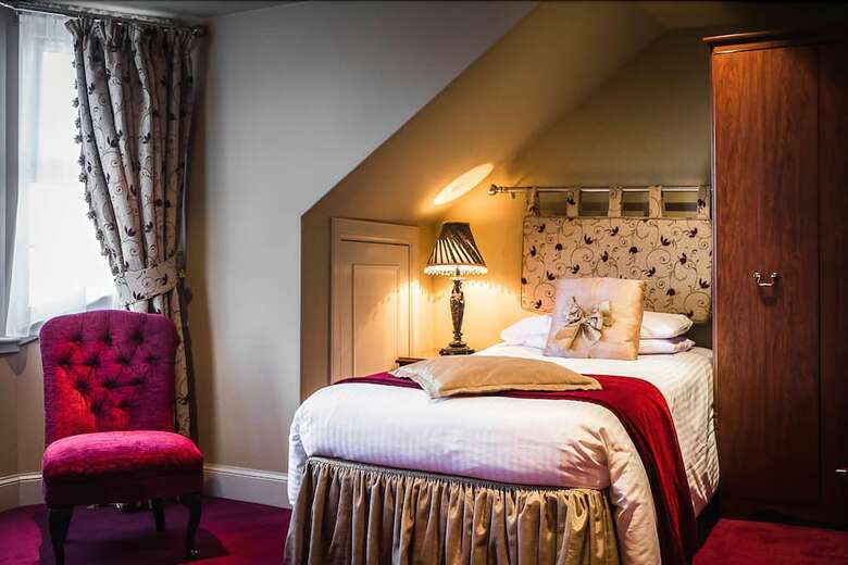 Bed & Breakfast Allandale House