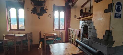 Hostal Hostel & Lounge Bar Arrieros