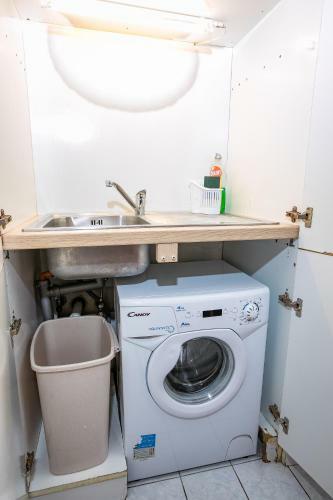 Apartma ?usterna