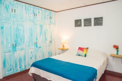 Private Bedroom In An Authentic Tico Environment