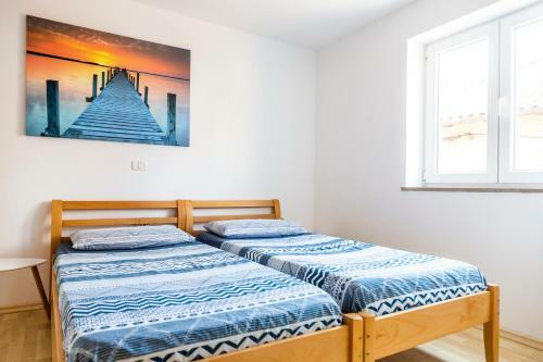 Sunny Old Town Apartment