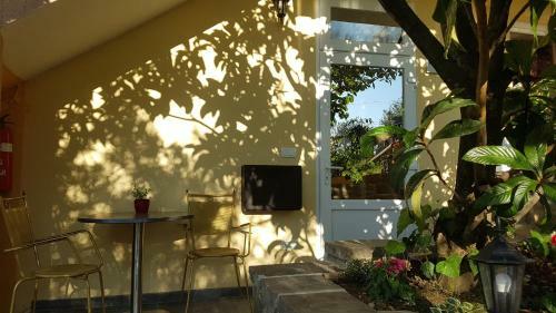 Hostal Apartment And Rooms Parus