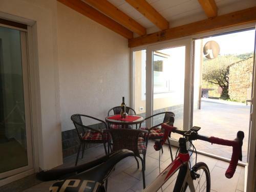 Apartment & Olive Oil Valuma
