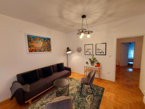 Ema Central Apartment 2