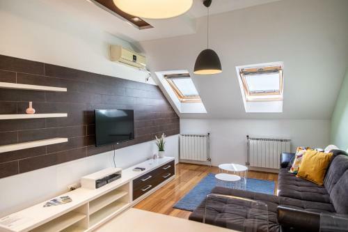 Dali Apartments