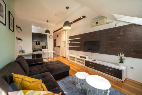 Dali Apartments