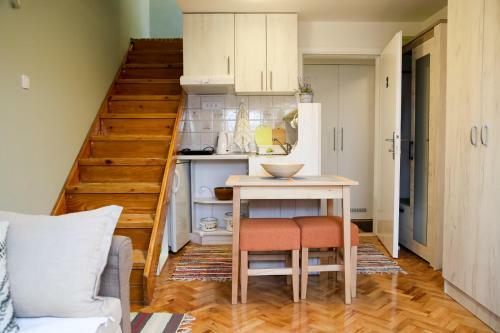 Hann Apartments