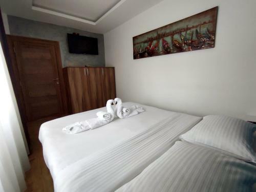 Canti Jacuzzi Apartments