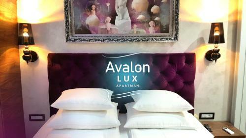 Avalon Lux Studio Apartment
