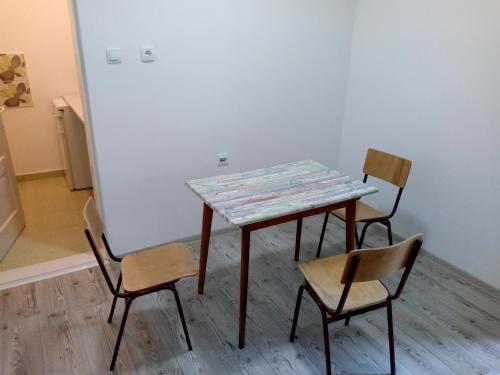 Apartment Quattro 2