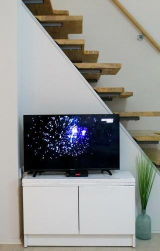 Cozy Gallery Apartment