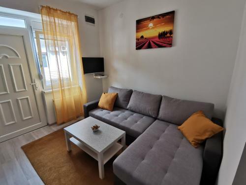 Ris Central Apartments