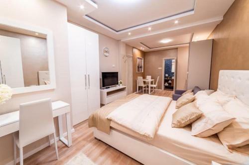 Ivi Place Apartments