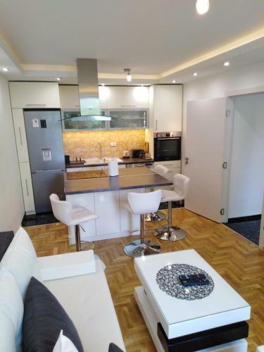 Ana Apartment